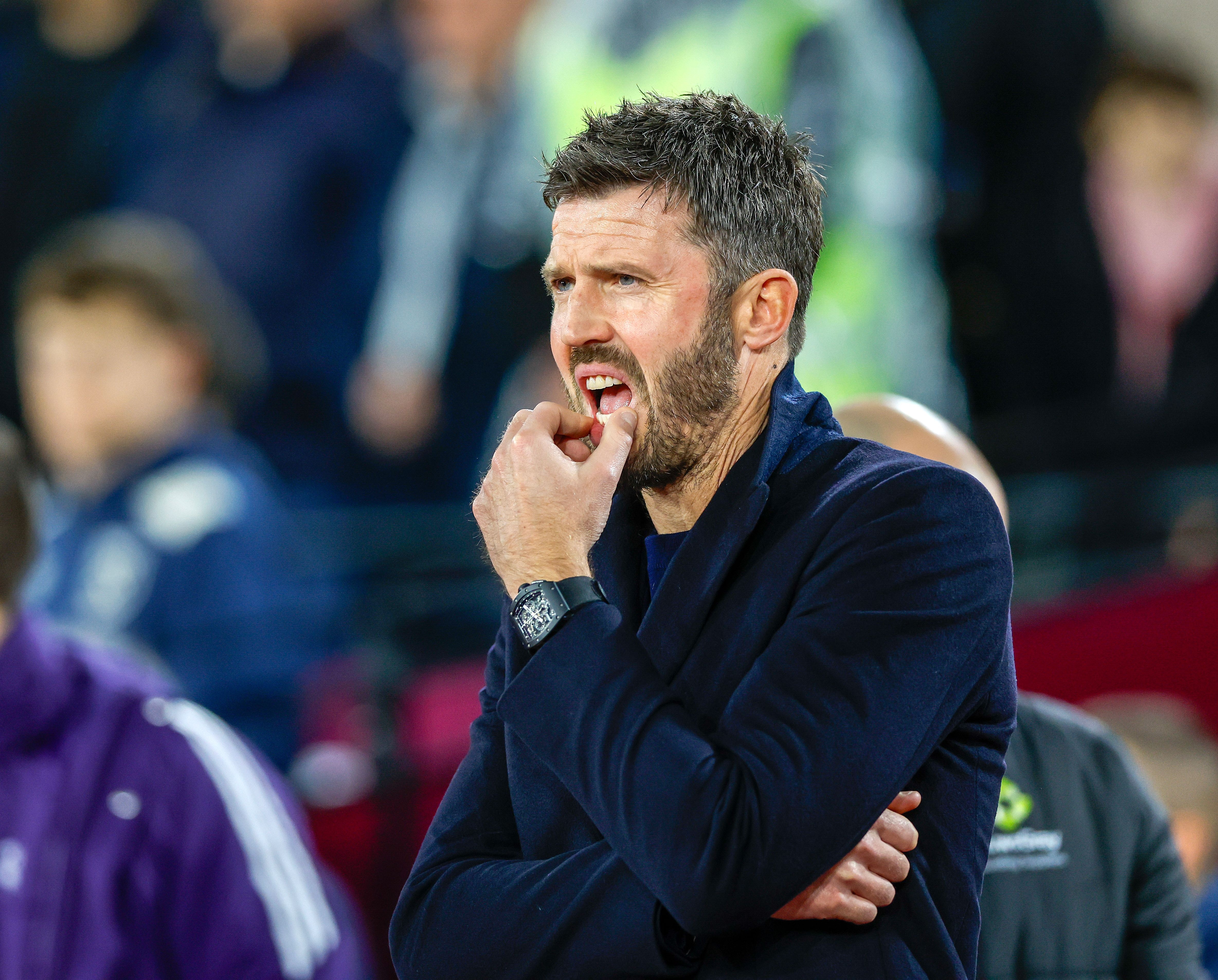 星空体育足球-救火9场7胜2平&amp;队史开局第三！曼联该不该让这样的卡里克转正？