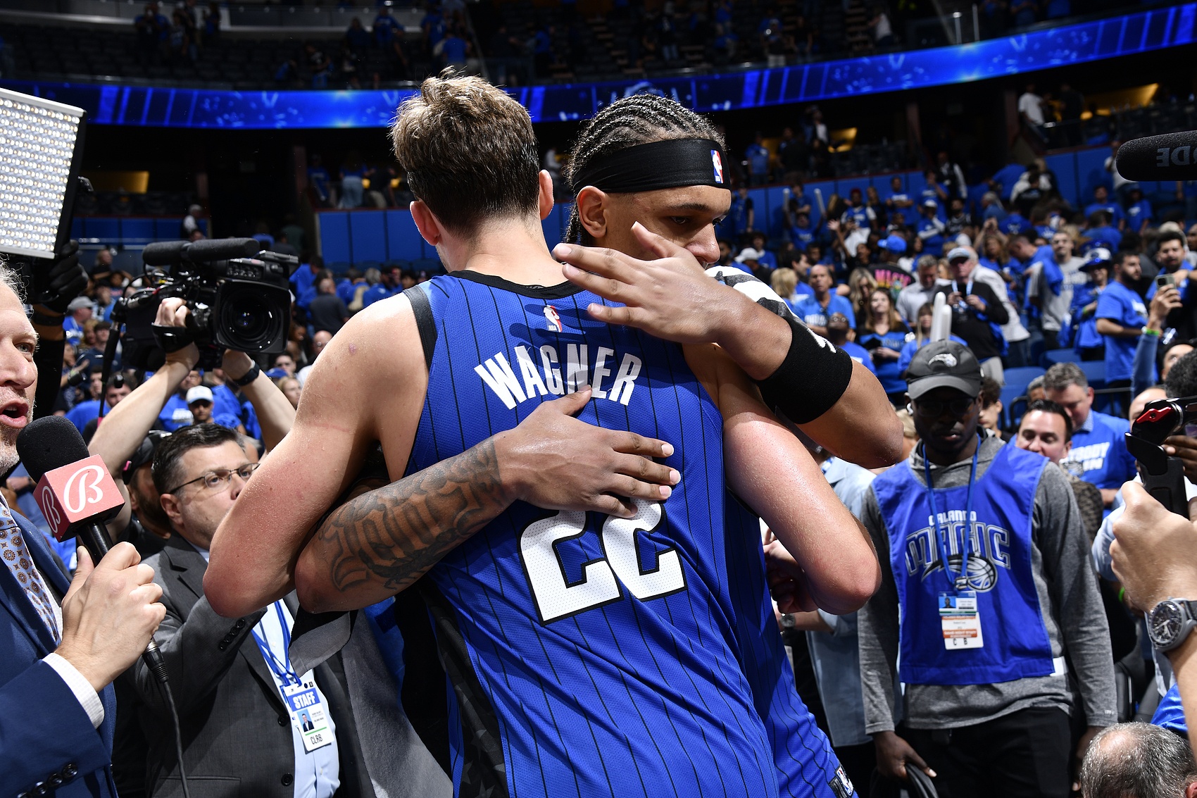 小莫：班凯罗和瓦格纳必须走一个 魔术该用瓦格纳换特雷·杨