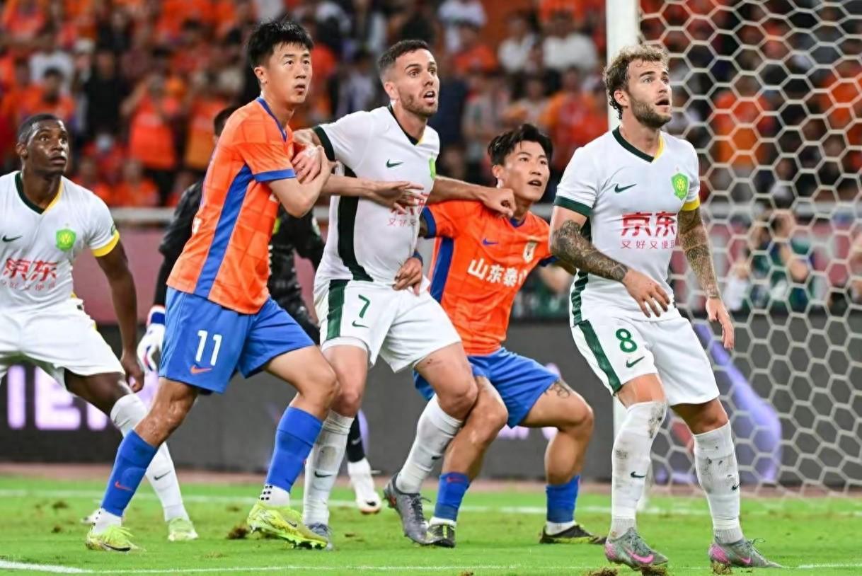 xingkong.com-马宁归国！或执法京鲁战，泰山球迷有点慌，一数据显示国安必败