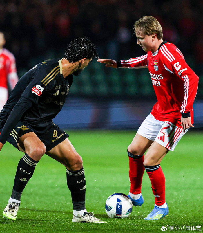 星空体育app-穆里尼奥葡超28轮不败！本菲卡1-1爆冷保级队！落后榜首7分争冠告急|何塞·穆里尼奥|卡萨皮亚|本菲卡足球俱乐部|劳塔罗-里奥斯|波尔图_新浪体育_新浪新闻